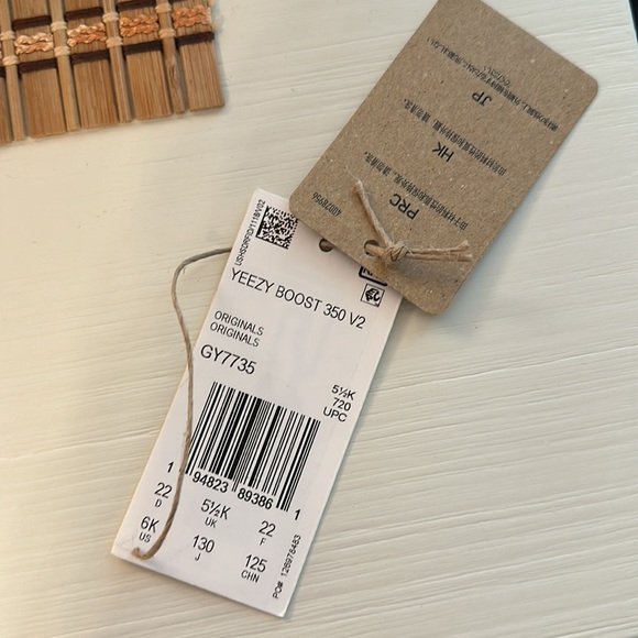 Toddler Adidas Yeezy Boost 350 V2 Ash Pearl - Picture 9 of 11